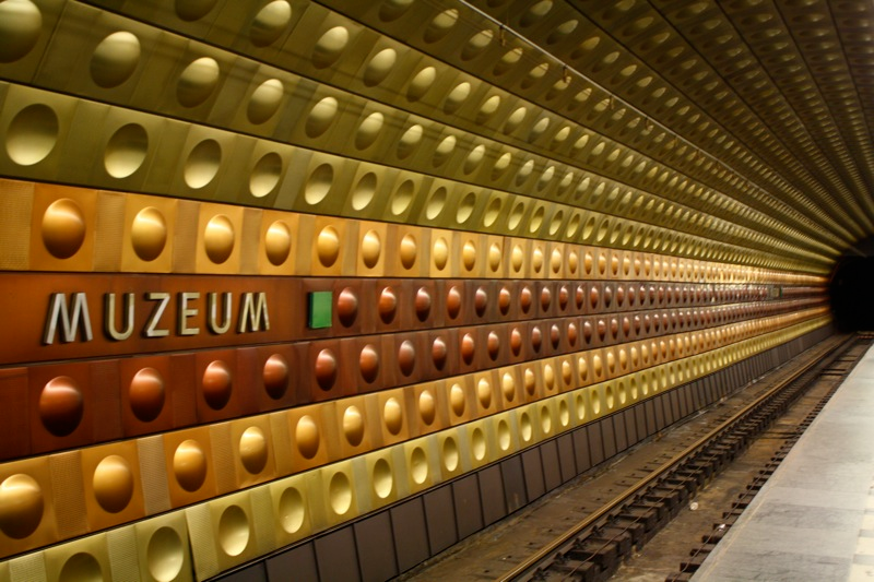 Illustration for article titled Eye-Poppingly Gorgeous Underground Stations from Around The World
